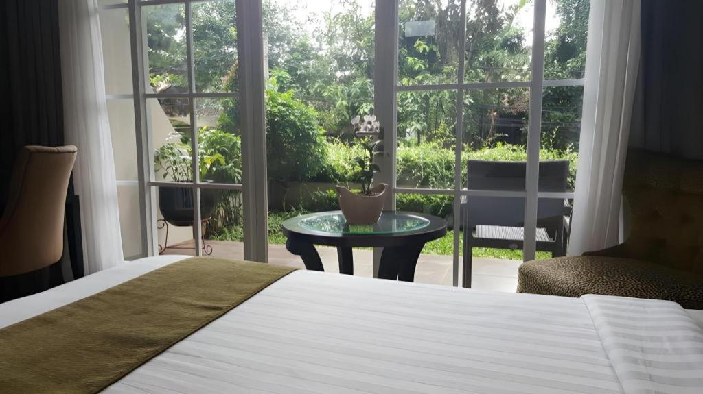 The Mirah Hotel Bogor Exterior foto