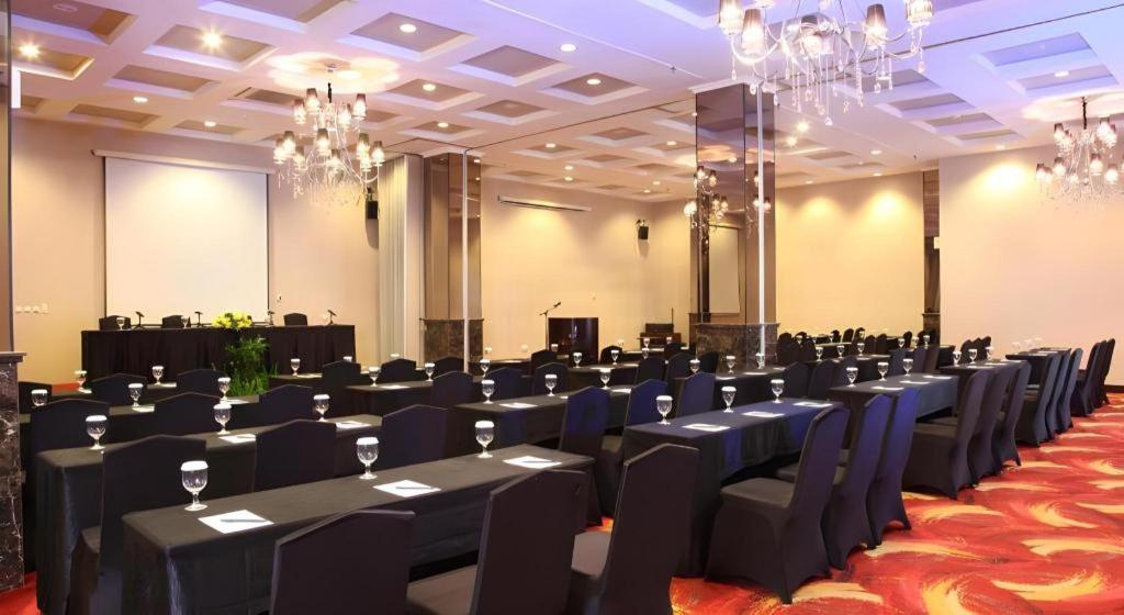 The Mirah Hotel Bogor Exterior foto